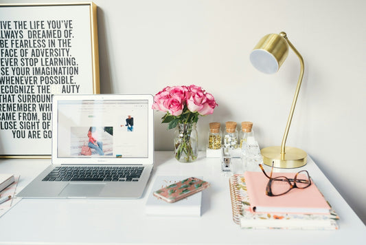 Desktop classic romantic pink with flower