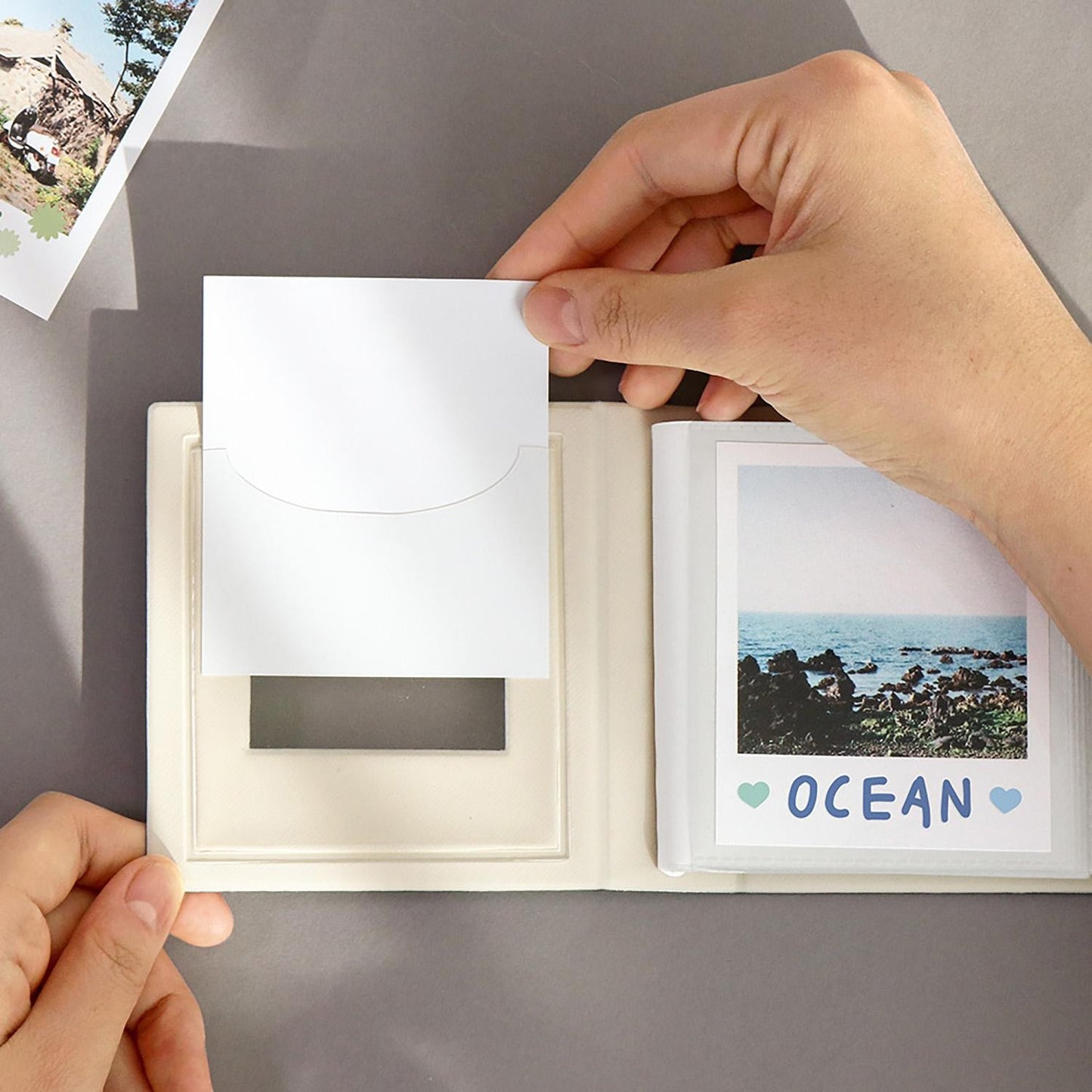 Mini Archive Square Iconic Cream Mint perfect size