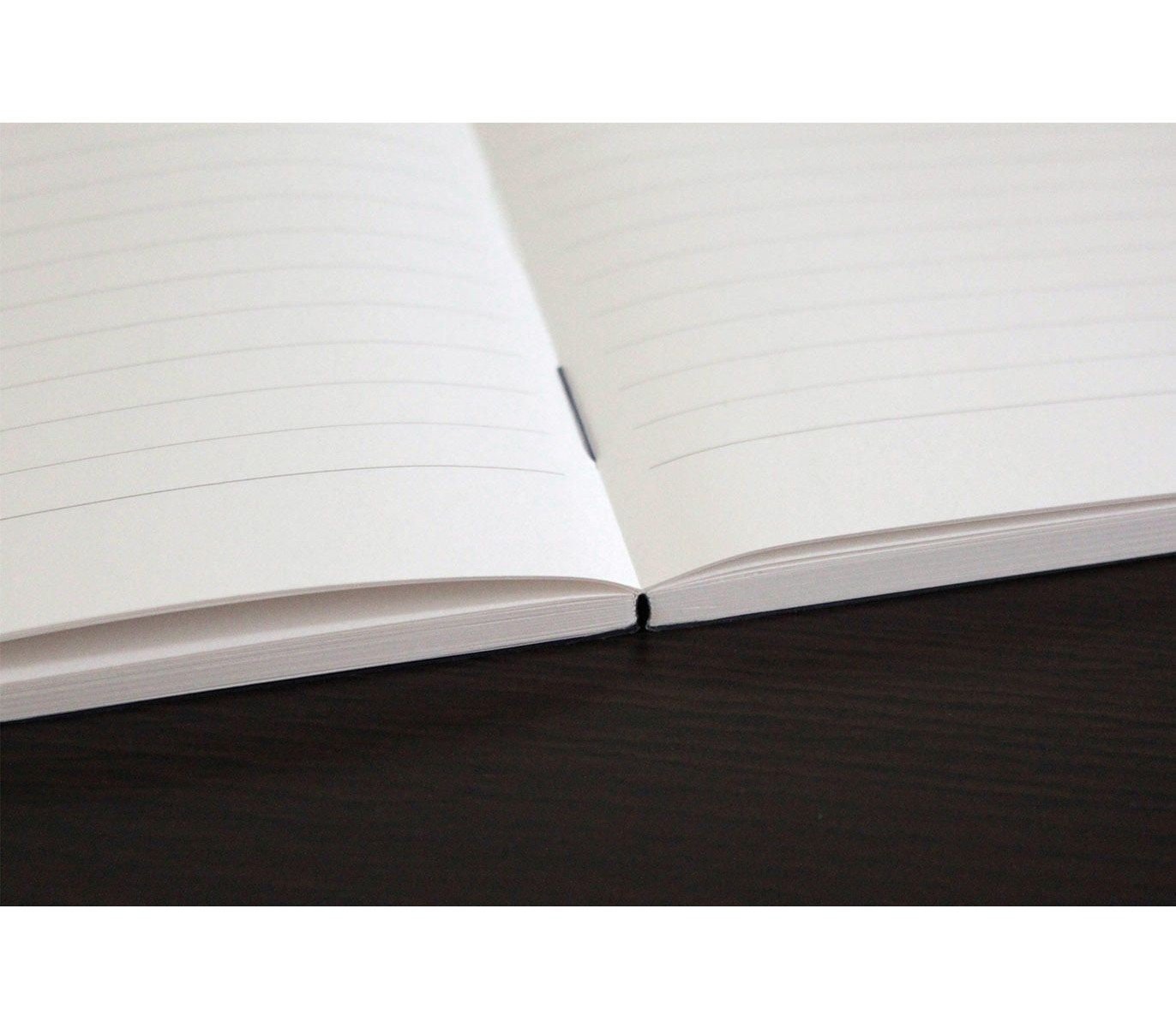 Apica Premium C.D. Notebook – A6 Ruled Silky Paper