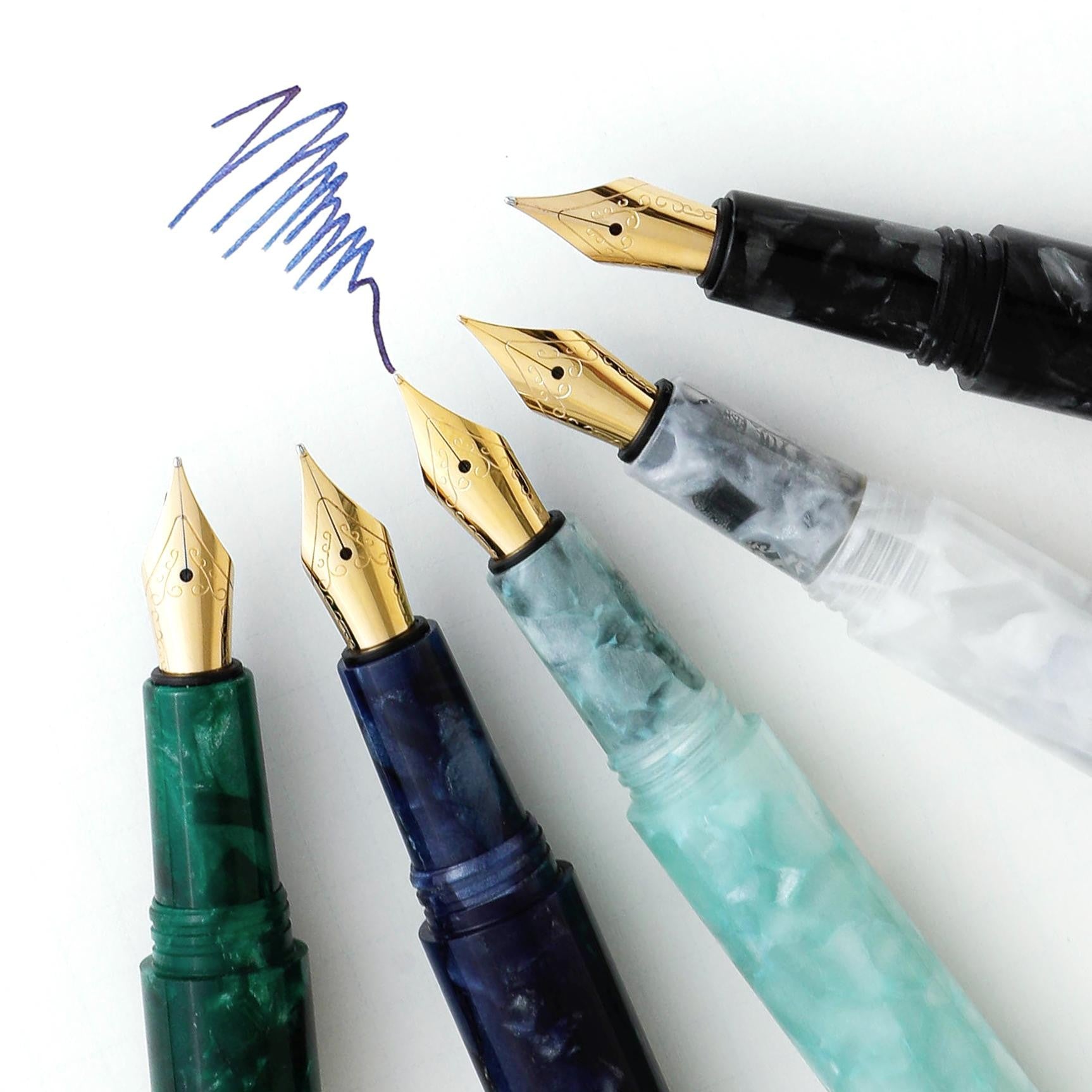 HIGHTIDE Marbled Fountain Pen Attaché Mint nib