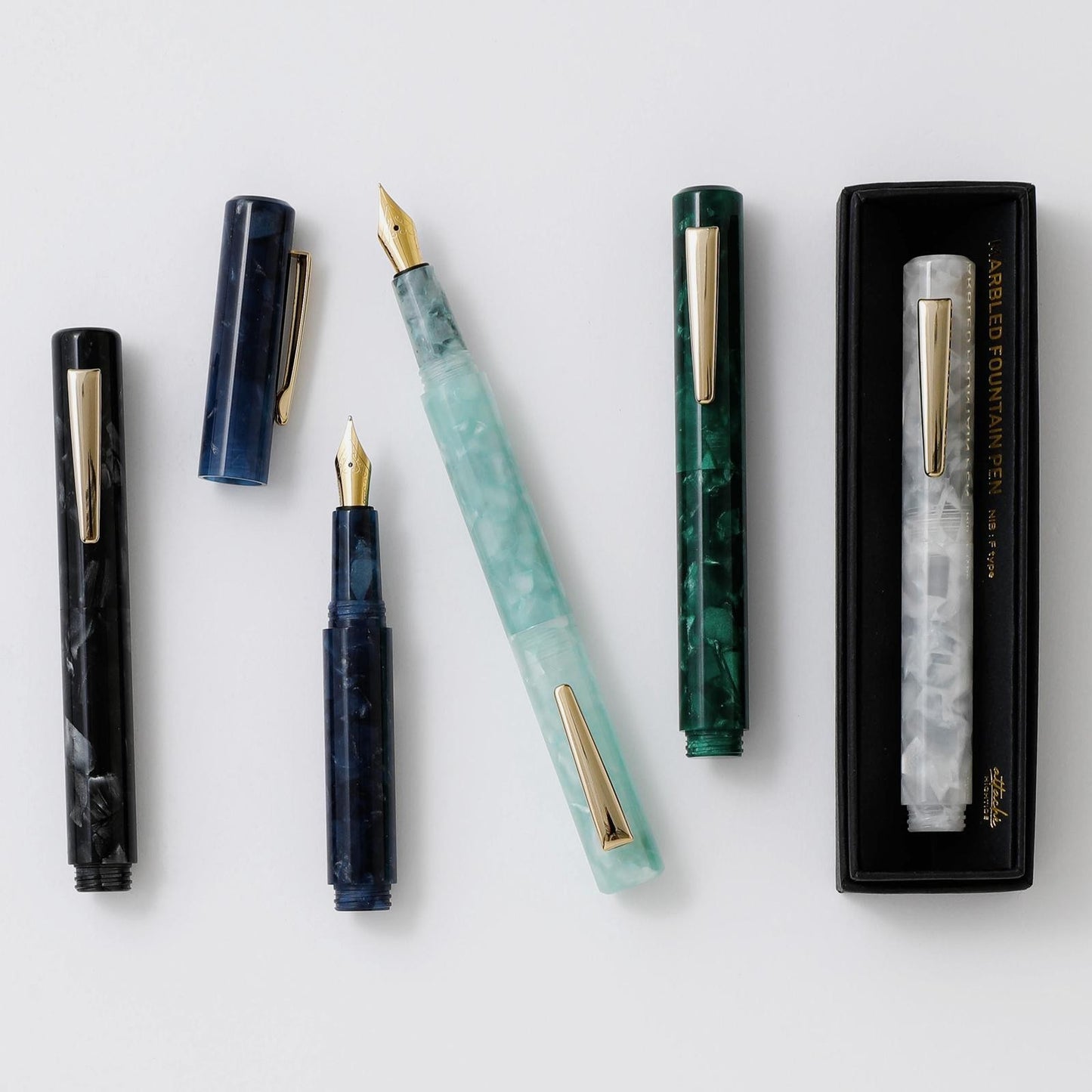HIGHTIDE Marbled Fountain Pen Attaché Mint options