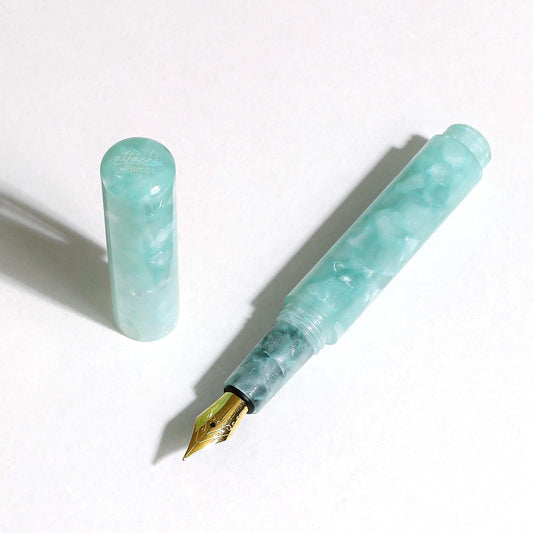 HIGHTIDE Marbled Fountain Pen Attaché Mint